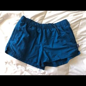 Women’s Patagonia barely baggies